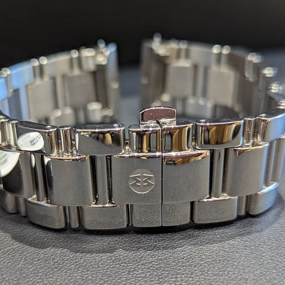 Limited Edition (#252 of 500) Michele Art Deco Diamond Pavé Watch - Picture 10 of 12